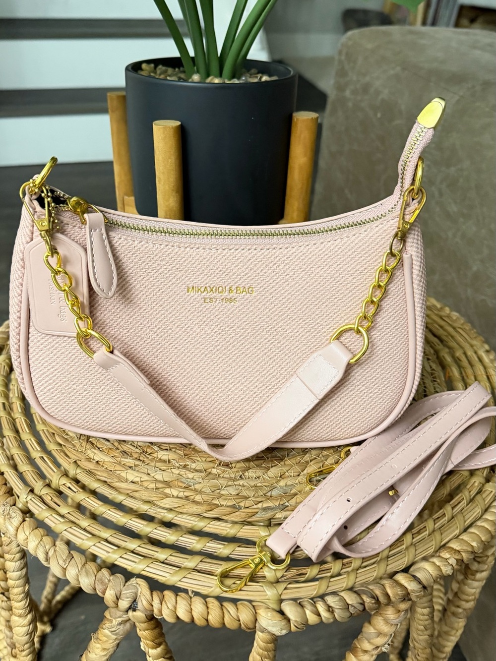 Mikaxiqi & Bag Blush Pink Textured Shoulder Bag Crossbody Gold Chain Strap